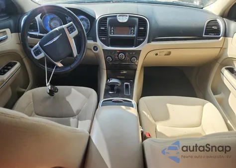 2012 Chrysler 300 z USA, uszkodzony, nr VIN 2C3CCAAG5CH138918